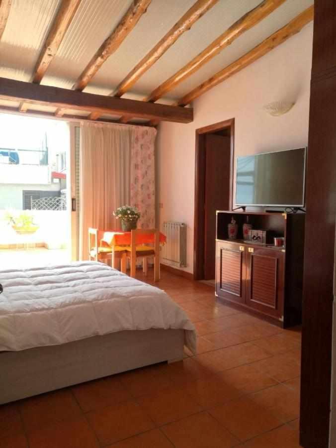 הוילה טאורמינה Il Terrazzo Di Marlu מראה חיצוני תמונה